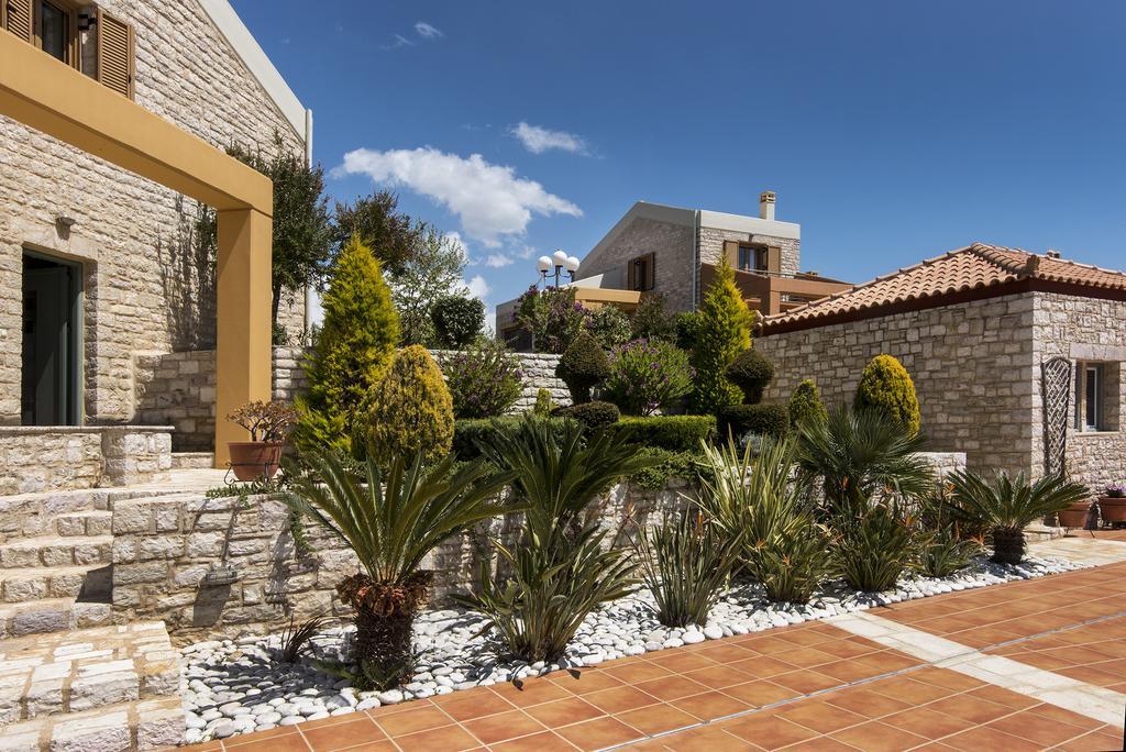 Enastron Villas คิปปาริสเซีย ภายนอก รูปภาพ