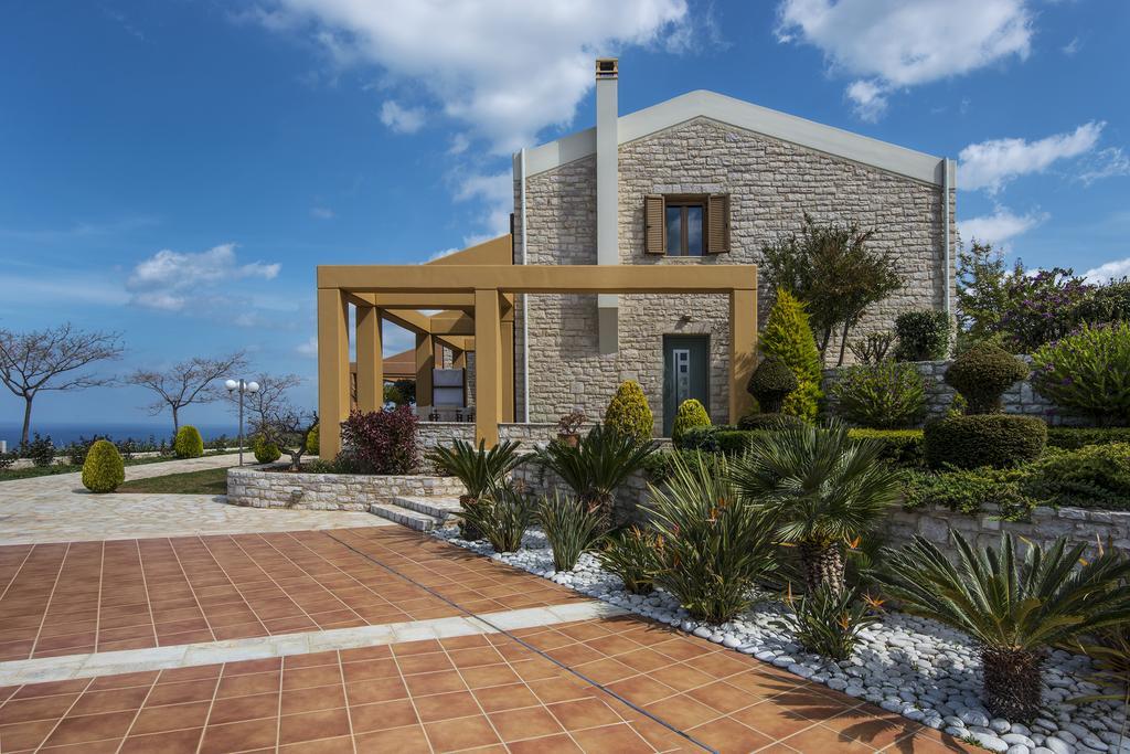 Enastron Villas คิปปาริสเซีย ภายนอก รูปภาพ